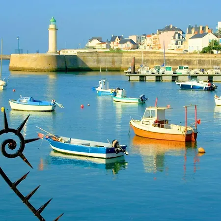 Hébergement de vacances Maison A St Hilaire De Riez, Proche Plage, 7 Pers, Terrasse, Jardin Clos, Animaux Acceptes - Fr-1-324-544