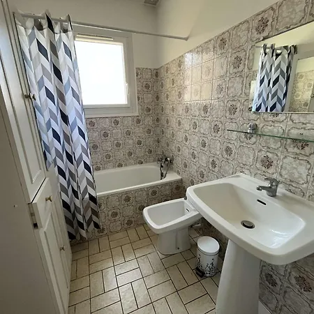 Сasa de vacaciones Maison à St Hilaire De Riez, Proche Plage, 7 Pers, Terrasse, Jardin Clos, Animaux Acceptés - Fr-1-324-544 Saint-Hilaire-de-Riez